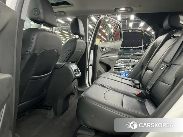 Chevrolet Explorer 2018 Белый из Китая
