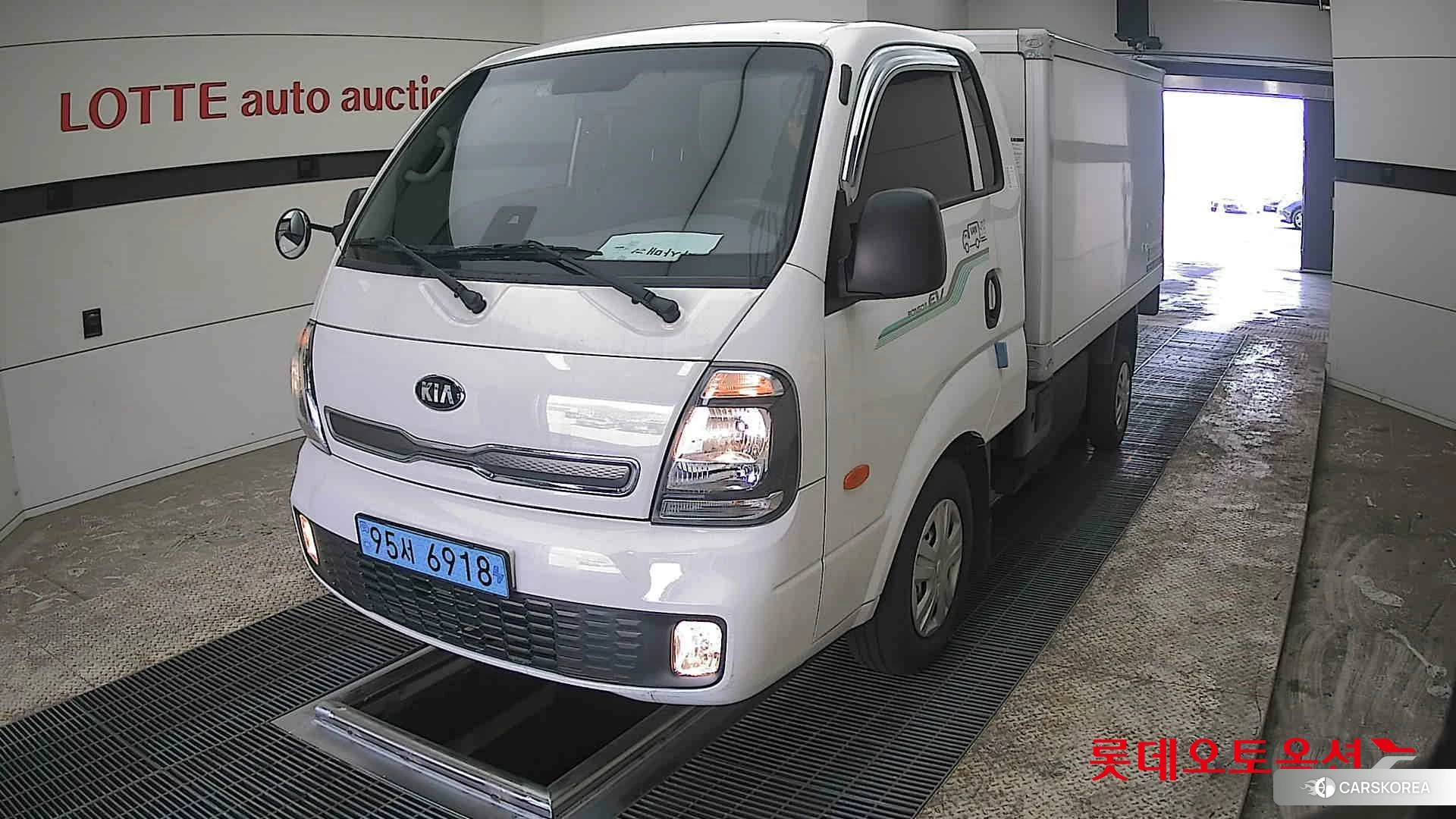 Kia Bongo Ⅲ EV Low-phase Built-in Car 2021 Белый из Кореи