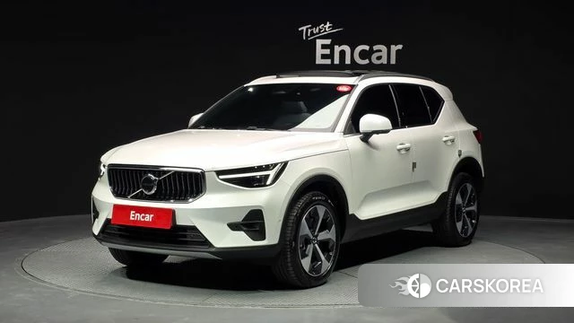 Volvo XC40 2025 Белый из Кореи