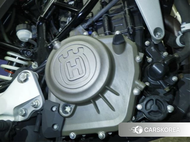 Engine photo