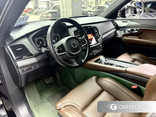 Volvo XC90 2021 Черный из Китая