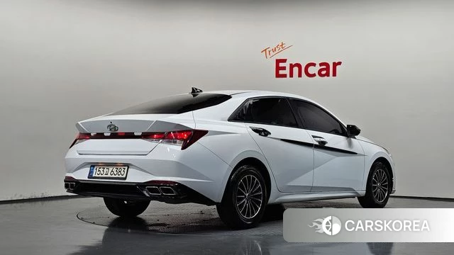 Hyundai Avante (CN7) 2021 Белый из Кореи
