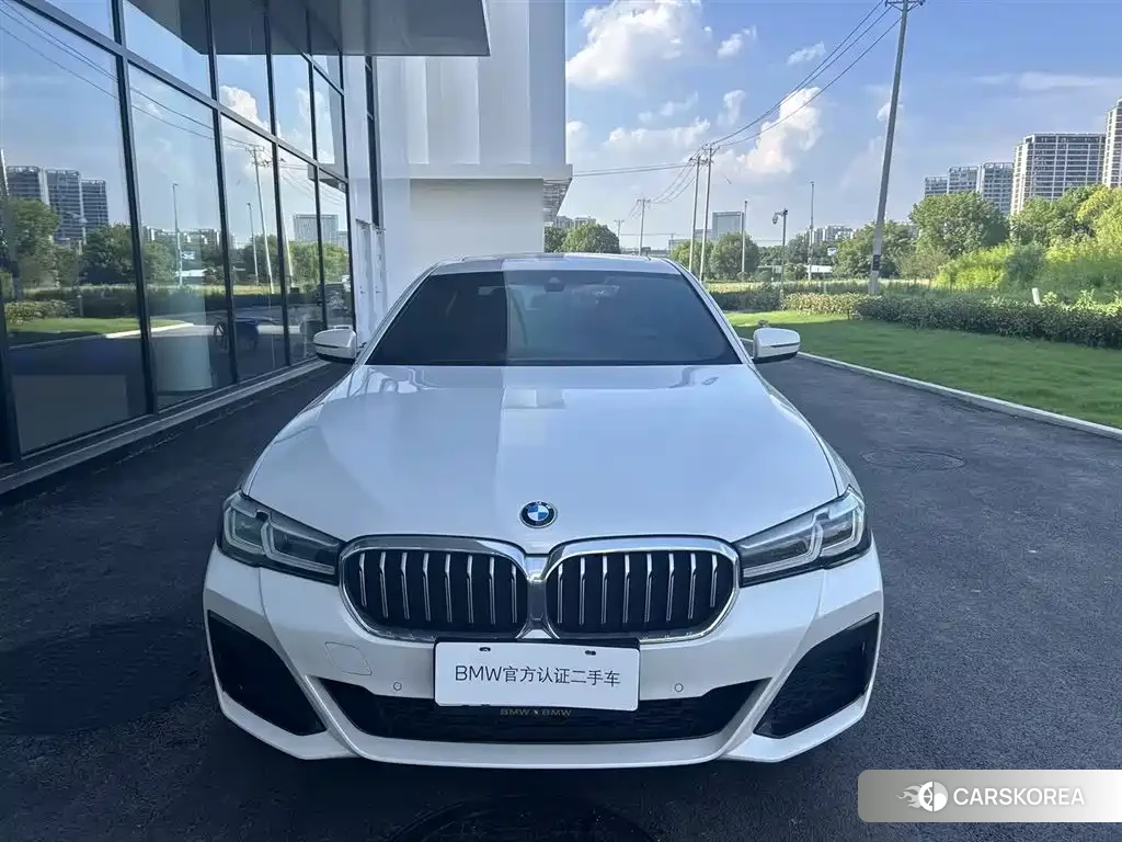 BMW 5 series 2023 Белый из Китая