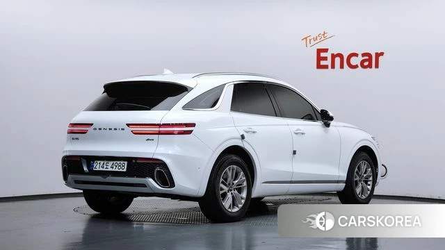 Genesis GV70 2023 Белый из Кореи