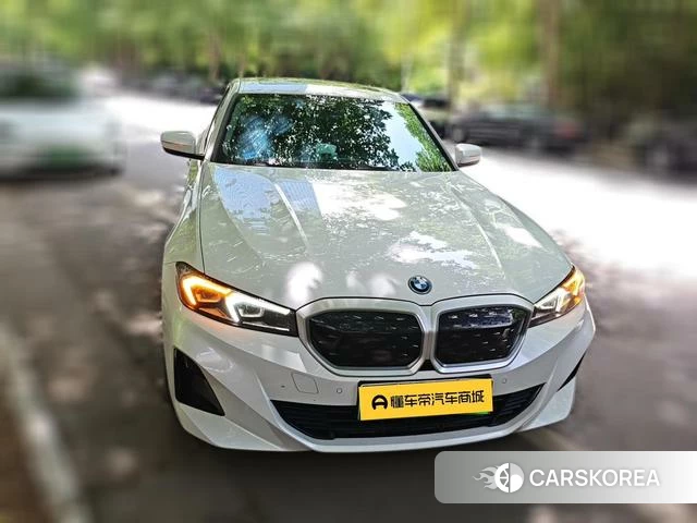 BMW i3 2023 Белый из Китая
