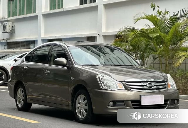 Nissan Xuan Yi 2019 Коричневый из Китая