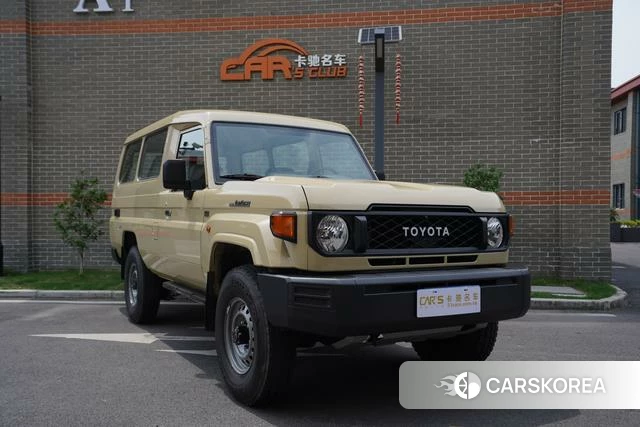Toyota Land Cruiser 70 Series 2025 Желтый из Китая