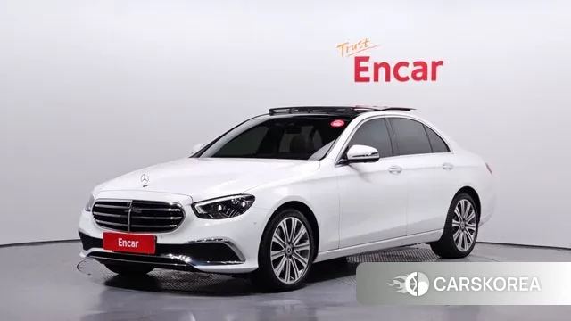 Mercedes-Benz E-Class W213 2021 Белый из Кореи