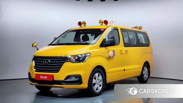 Hyundai The New Grand Starex 2019 Желтый из Кореи