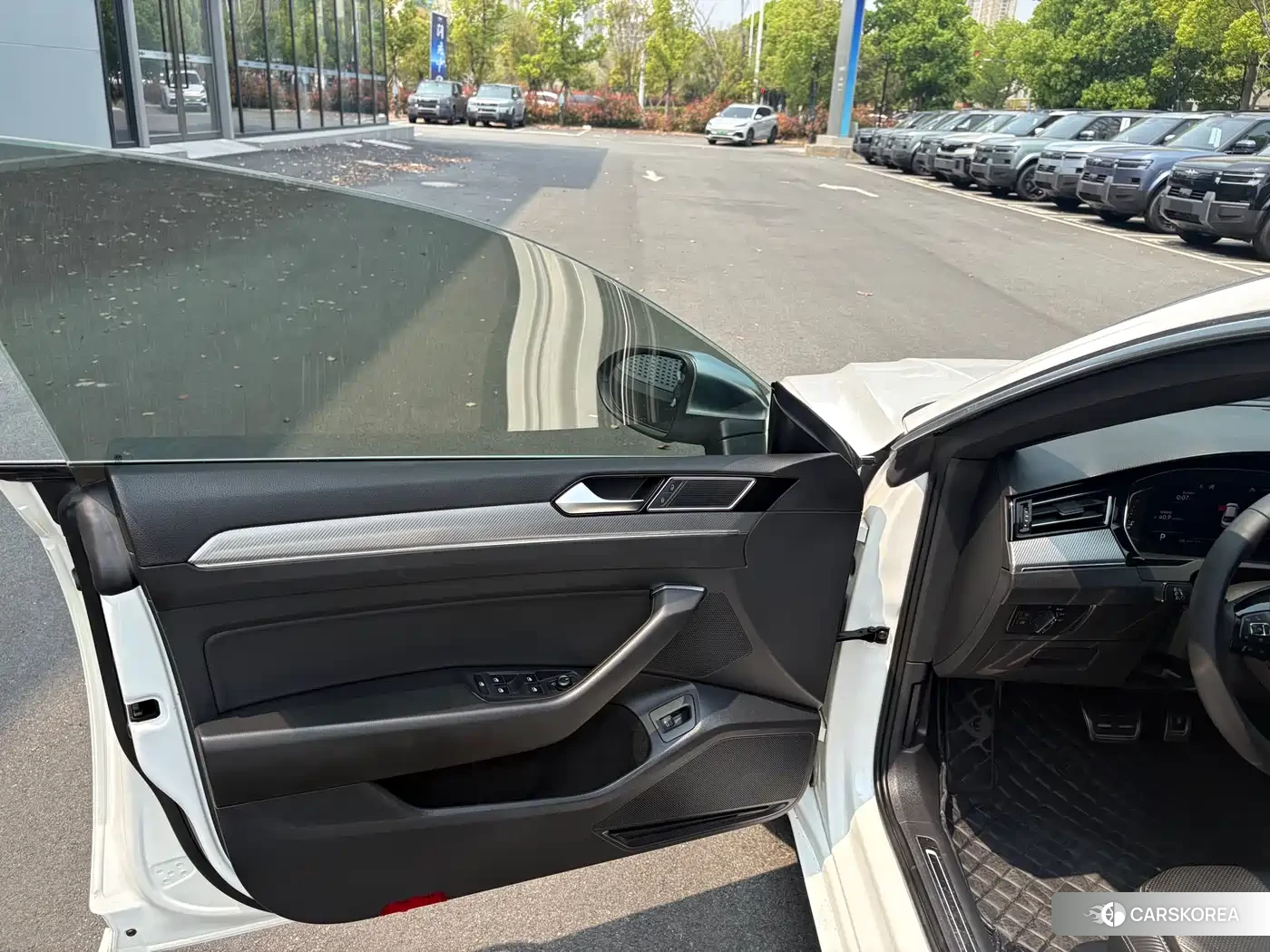 Volkswagen FAW-Volkswagen CC 2022 Белый из Китая
