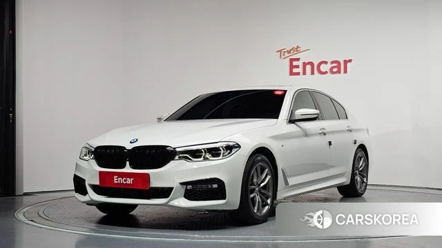 BMW 5 Series (G30) 2018 Белый из Кореи