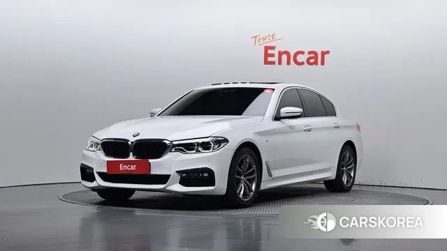 BMW 5 Series (G30) 2018 Белый из Кореи