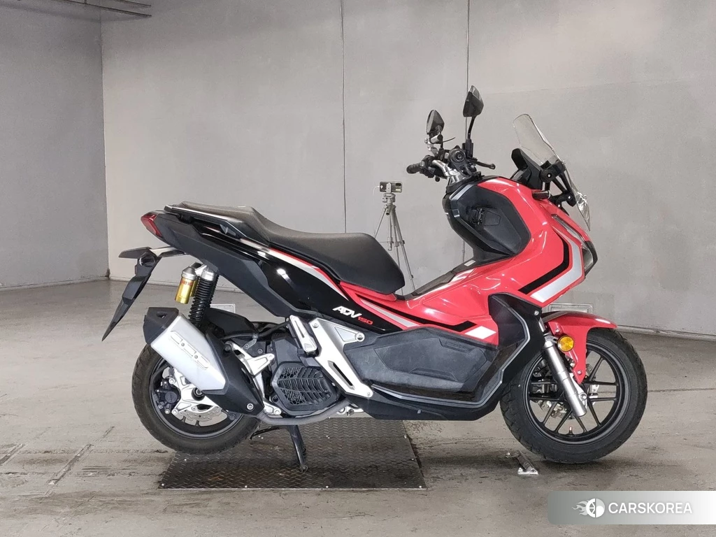 Проданный Honda ADV150 2019 из Японии, фото 2