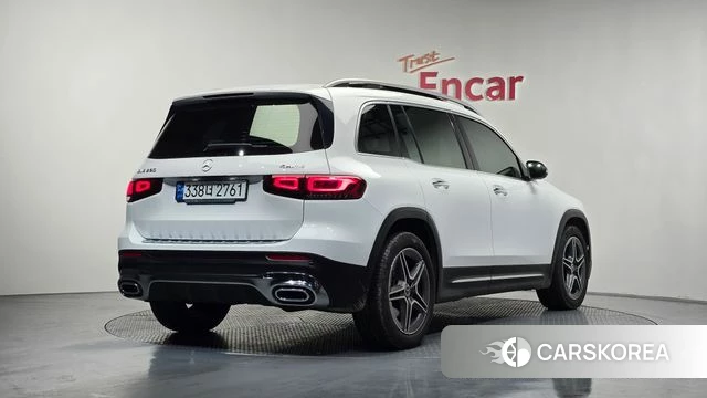 Mercedes-Benz GLB-Class X247 2020 Белый из Кореи