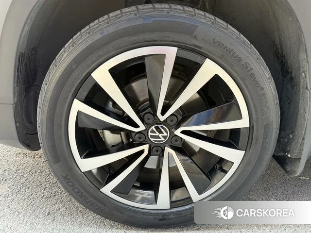Volkswagen Tuyue 2023 Черный из Китая
