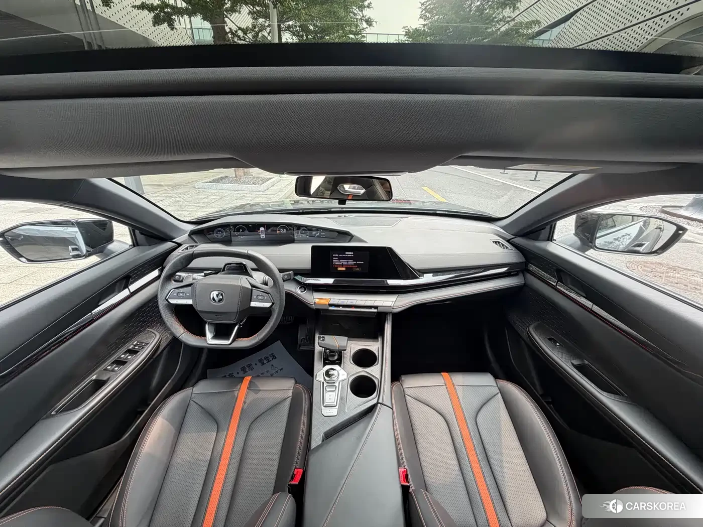 Chang'an Changan UNI-V 2025 Silver/gray из Китая