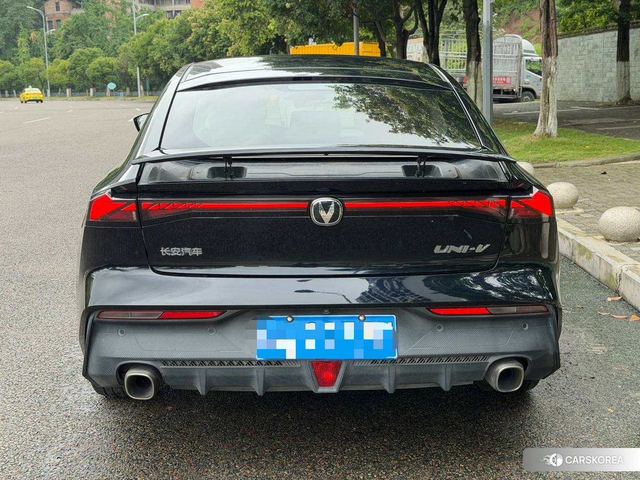Chang'an UNI-V 2022 Черный из Китая
