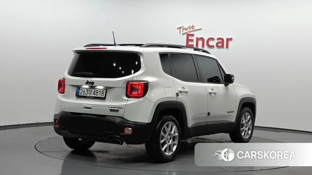 Jeep Renegade 2021 Белый из Кореи