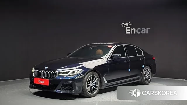BMW 5 Series (G30) 2021 Черный из Кореи