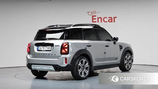 Mini Cooper S Countryman 2023 Серебристо-серый из Кореи