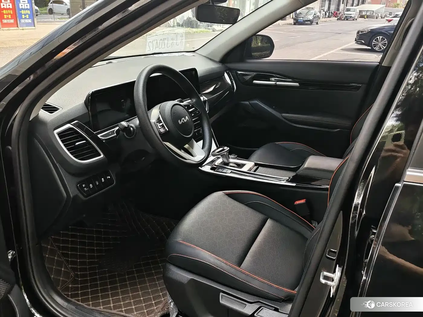 Kia Seltos 2023 Черный из Китая