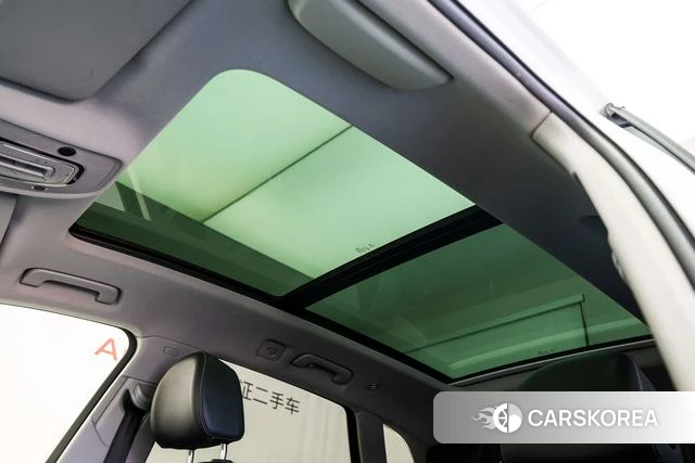 Audi Q5L 2021 Белый из Китая