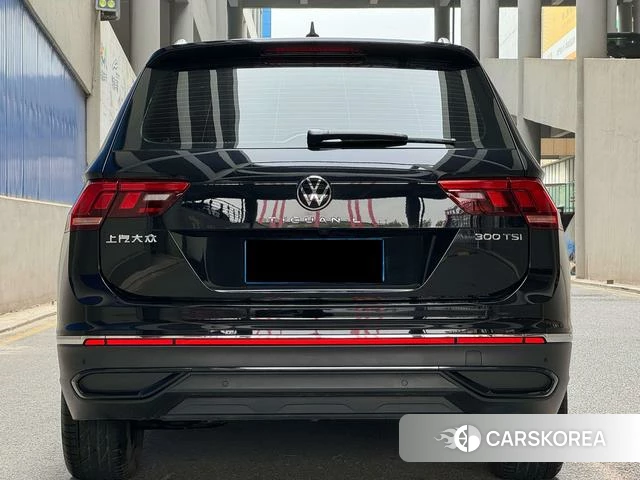 Volkswagen Tiguan L 2025 Черный из Китая
