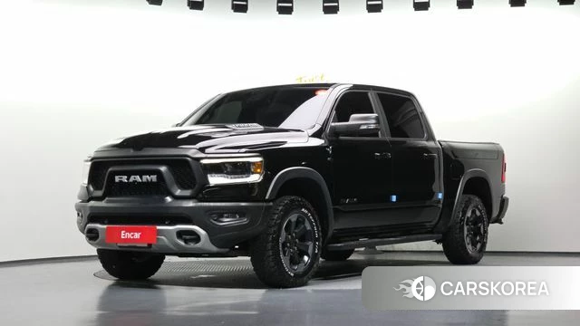 Dodge Lampicup 2019 Черный из Кореи