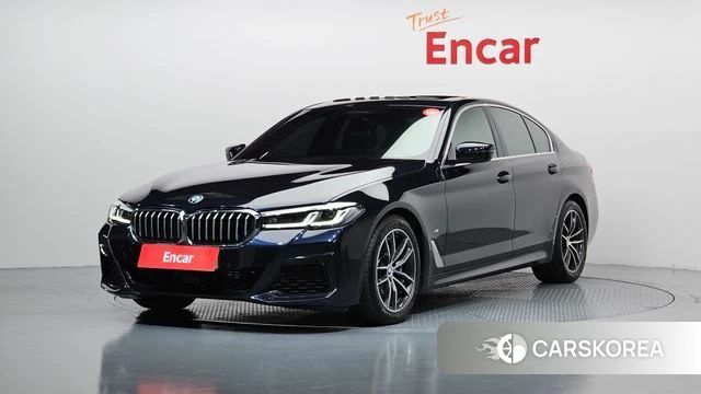 BMW 5 Series (G30) 2023 Черный из Кореи