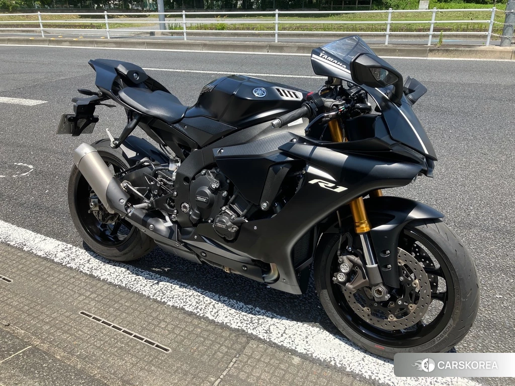 Проданный Yamaha YZF-R1 2019 из Японии