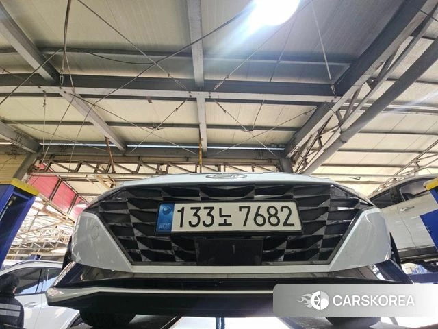 Hyundai Avante (CN7) 2022 Белый из Кореи