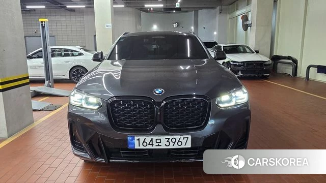 BMW X4 (G02) 2023 Черный из Кореи