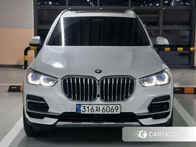 BMW X5 (G05) 2022 Белый из Кореи