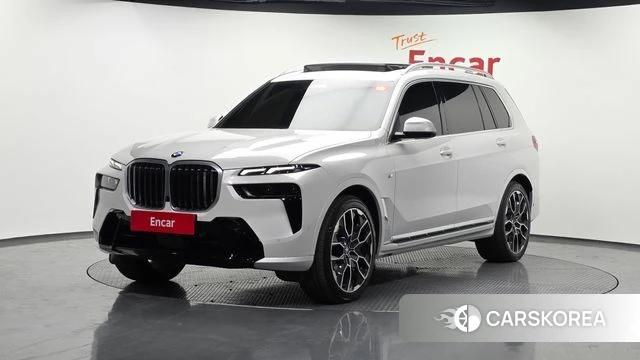 BMW X7 (G07) 2024 Белый из Кореи