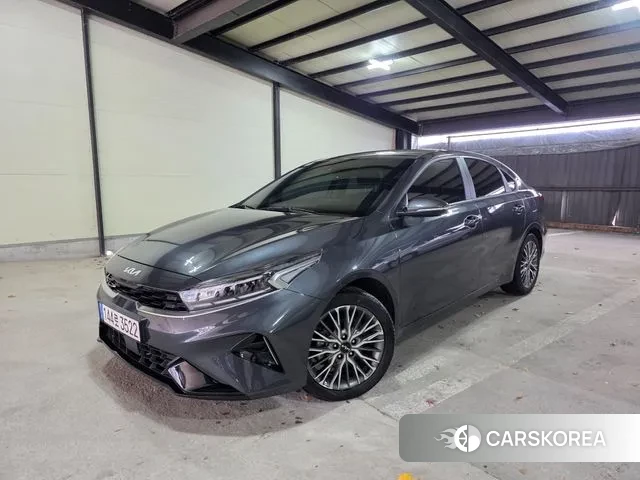 Kia The New K3 2nd generation 2022 Серый из Кореи