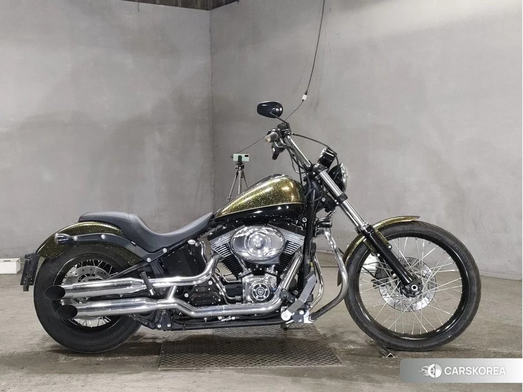 Проданный Harley-Davidson Softail Blackline FXS1580 2013 из Японии