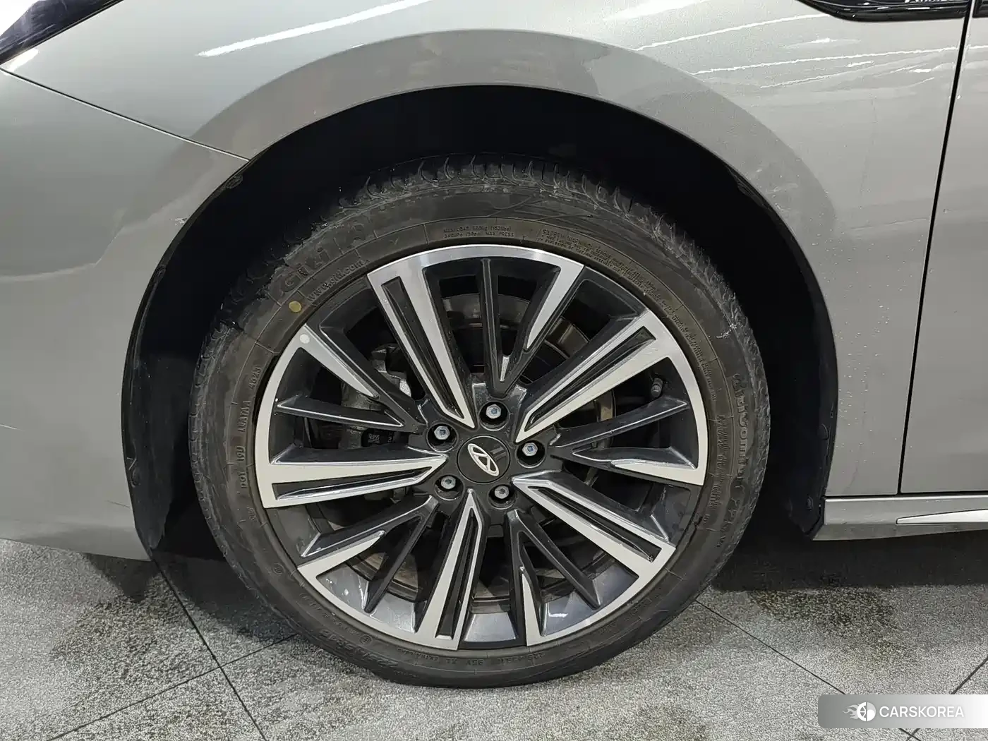 Chery Arrizo 8 2024 Silver/gray из Китая