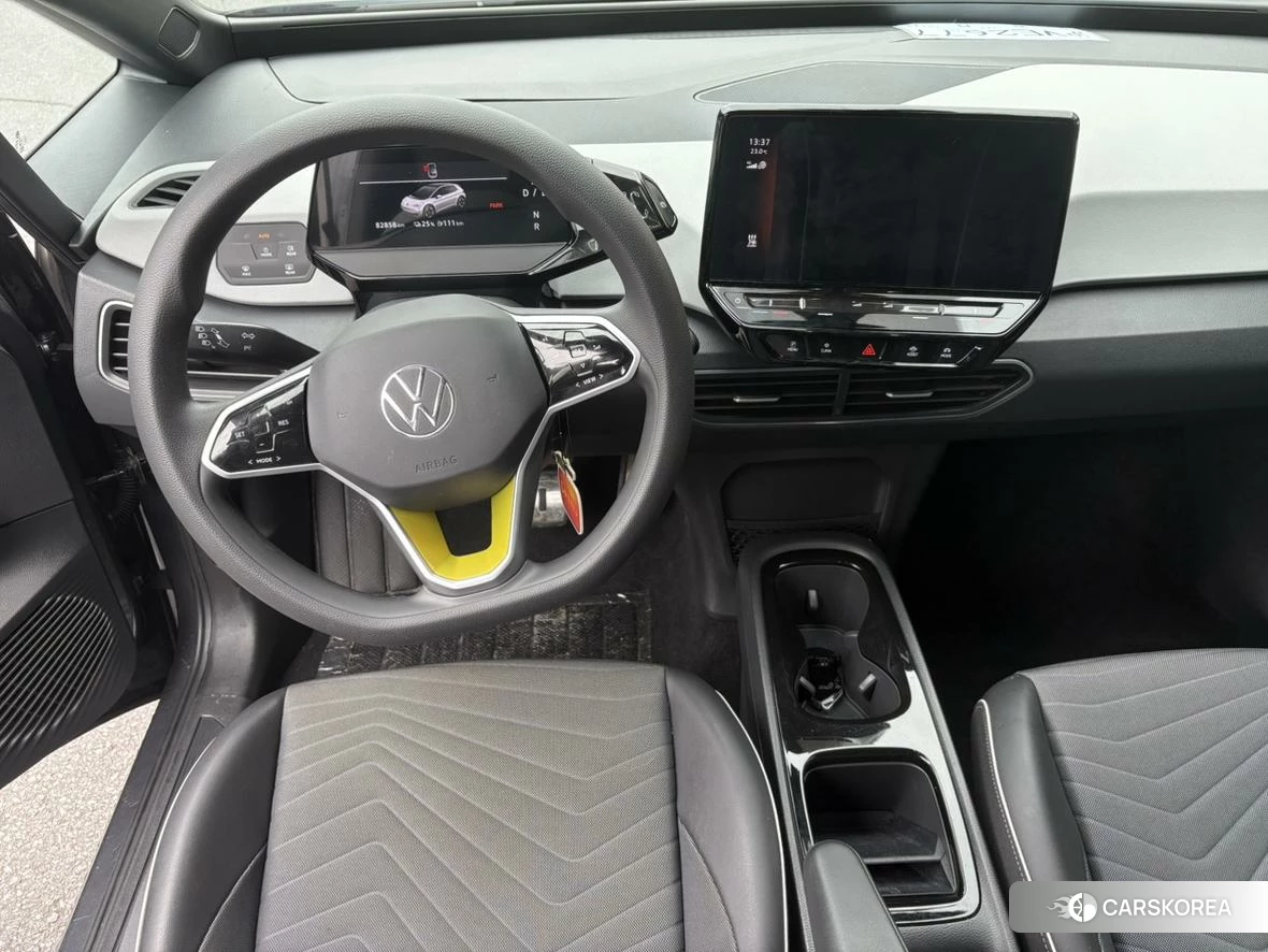 Volkswagen ID.3 2022 Серебристо-серый из Китая