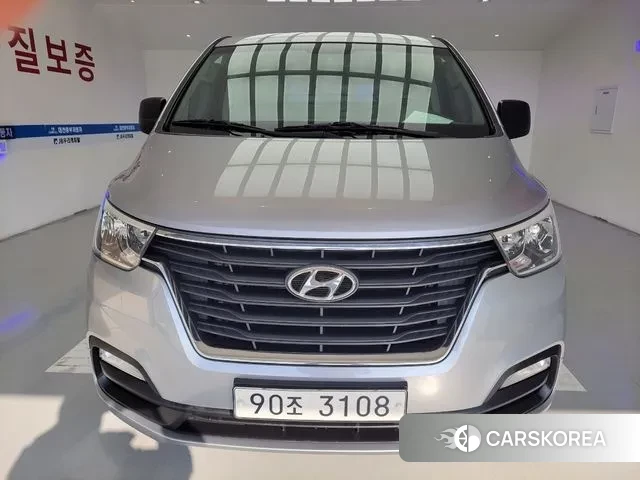 Hyundai The New Grand Starex 2019 Серебряный из Кореи