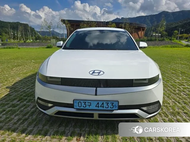 Hyundai Ionic 5 2022 Белый из Кореи