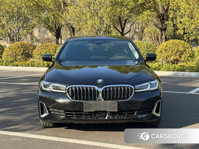 BMW 5 series 2021 Черный из Китая