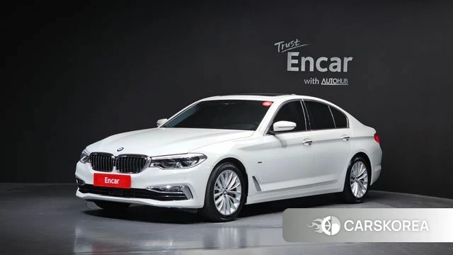 BMW 5 Series (G30) 2018 Белый из Кореи
