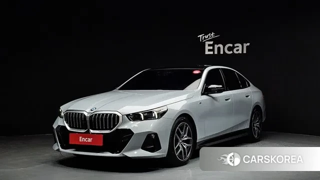 BMW 5 Series (G60) 2025 Серебряный из Кореи