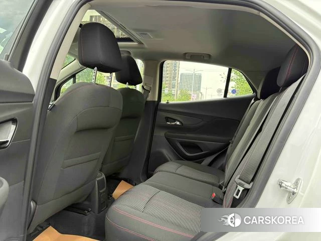 Buick Angkola 2018 Белый из Китая