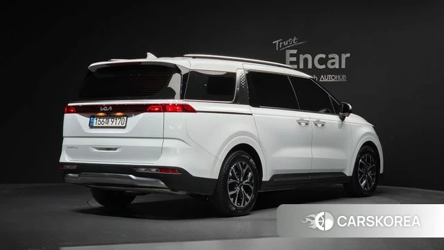 Kia Carnival 4th generation 2023 Белый из Кореи