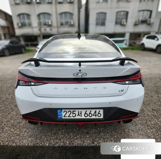 Hyundai Avante (CN7) 2021 Белый двухцветный из Кореи