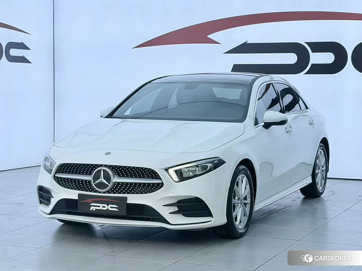Mercedes-Benz Class A 2021 Белый из Китая