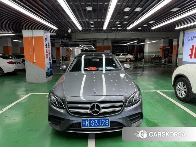 Mercedes-Benz E-class 2018 Темно-серый из Китая