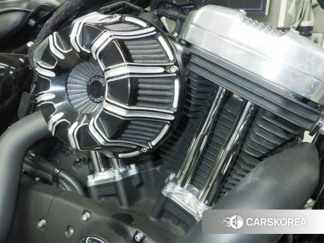 Engine photo