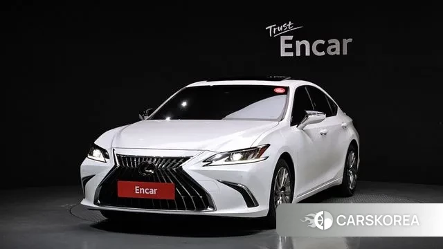 Lexus ES300h 7th generation 2023 Серый из Кореи